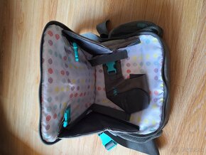 Prebalovacia taška a prenosná sedacka + taška na kociar - 4