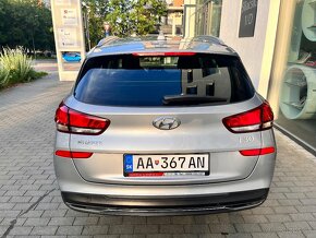 Hyundai i30 2023 CW kombi 1.5i CVVT Family, 81kW, v Záruke - 4