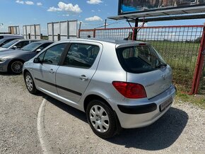 Peugeot 307 - 4