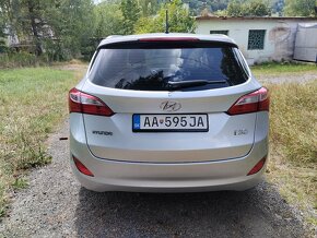 Hyundai i30 combi 1.6 crdi - 4