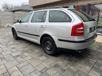 ŠKODA OCTAVIA 2 1.9 TDI 77KW DSG COMBI ELEGANCE - 4