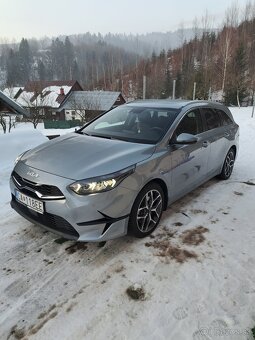 Kia ceed sw platinum - 4