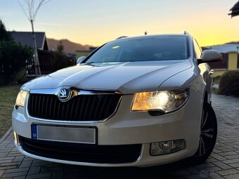 Škoda Superb II Combi 2.0 TDI (2013) - 4