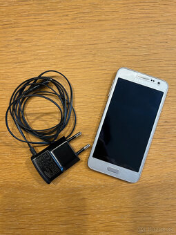 Galaxy A3 (SM-A300FU) - 4