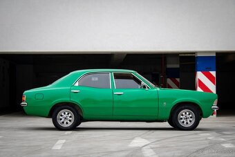 Ford Cortina MKIII 1600 GXL - 4