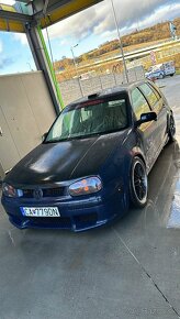 VW Golf 4 - 4