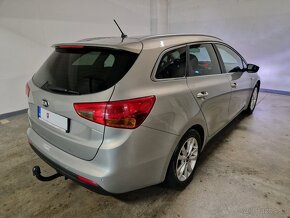 KIA Ceed Sporty Wagon 1,6  135 HP  99kW Ťažné Navi LED-denné - 4