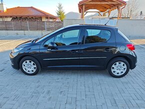 Peugeot 207 1.4 54kw benzín - 4