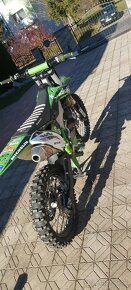 Kawasaki kxf 250 - 4