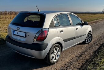 Kia Rio 1.4, benzín, 2008 - 4