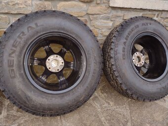 Pneumatiky 235/85r16 - 4