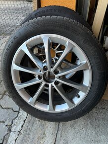 Predám orginál zimné kolesa mercedes 205/55 r17 - 4