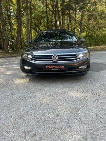 Volkswagen Passat Variant 2.0 TDI EVO Elegance DSG - 4