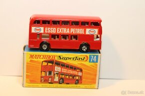 Matchbox SF Daimler bus - 4