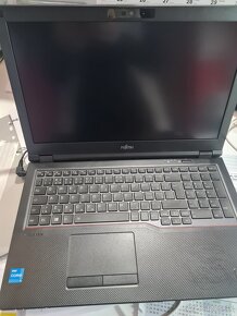 Notebook Fujitsu Lifebook E4511 - 4