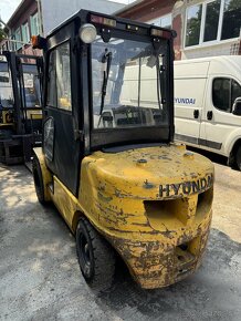 Hyundai vysokozdvižný vozík 3300 kg. - 4