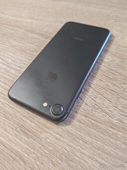 iPhone 7 / 128GB čierny NOVA BATERIA TOP stav - 4