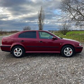 Škoda Octavia 1 1.8 - 4