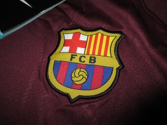 Futbalový dres FC Barcelona 17/18 Iniesta tretí LM - 4