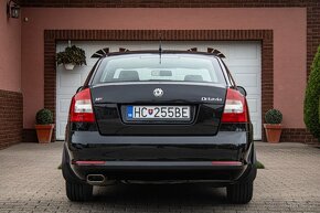 Škoda Octavia 1.6 Ambiente - 4