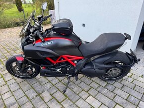 Ducati Diavel Carbon, naj.7600km nehavarovaný - 4