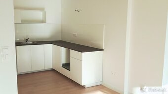 4-izbový byt slnečný byt typu LOFT Trenčín Zlatovce - 4