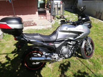 Yamaha tdm 900,r-v2005 - 4