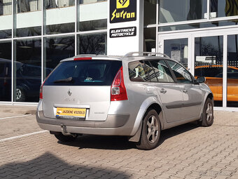 Renault Mégane 1.6 16V Dynamique - 4