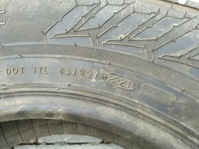 Zimná pneu Nokian 205/75R16C 1kus - 4