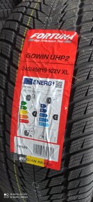 Zimné pneumatiky 245/45 r19 - 4