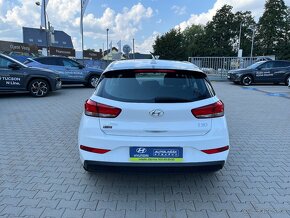 AKCE Hyundai i30 HB 1.5i 81kW 1MAJITEL ZÁRUKA TOP ČR - 4