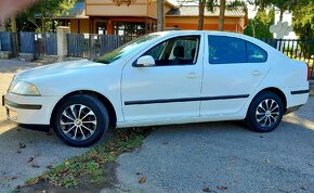 Škoda Octavia II 1.6Mpi 75kw - 4