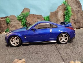 Prodám model 1:18 Nissan 350z nismo AUTOart - 4