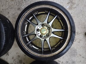 DOTZ Brands-Hatch 5x112 8jx18 et35 a letné pneu Continental - 4