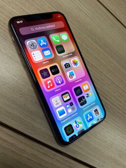 iPhone XS 64GB Gold - 4