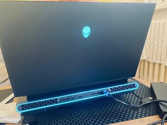 Dell Alienware M15 R4 - 4