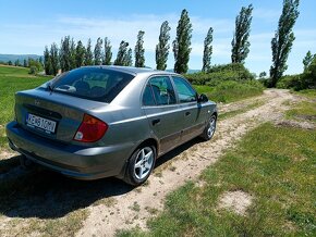 Hyundai accent - 4