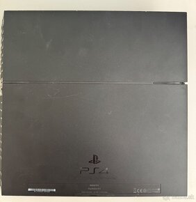 PS4 500GB - 4