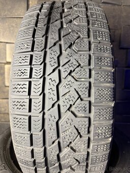 225/55R18 KUMHO I’ZEN RV Asymetric - 4