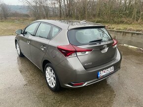 Toyota Auris 1.6 Valvematic - 4