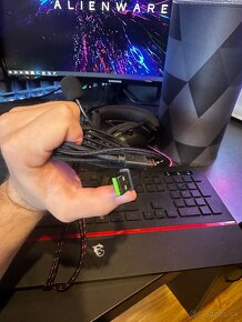 Razer blackshark V2 pro , MSI - 4