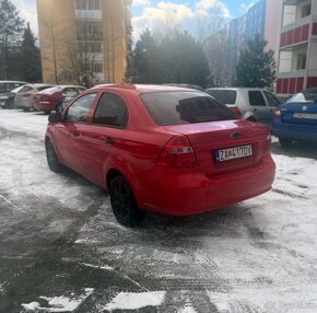 Chevrolet Aveo 2008, 1.4 benzín (69 kW) - 4