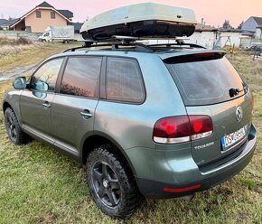 VW TOUAREG 2.5TDi R5 4X4 MANUÁL 6 128kw - 4