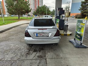 Mercedes e270 - 4