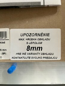 Predám revízne dvierka pod obklad 30x30 cm - 4