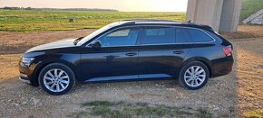 Škoda Superb Combi 2.0 TDI panor. virtual. led matrix - 4