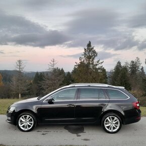 ŠKODA OCTAVIA COMBI 2.0 TDI ELEGANCE - 4