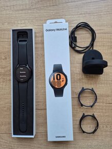 Samsung Galaxy Watch 4 - 44mm - ako nové - 4