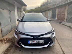 Toyota Corolla TS 1,8 hybrid - 4