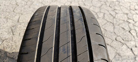 Letné pneu 225/55 R17 --- GOOD YEAR - 4